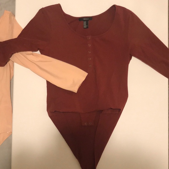 Tops (button onsies) - Picture 2 of 5